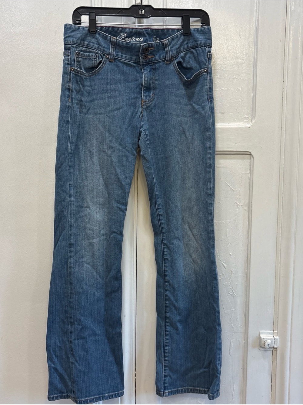 Tommy Hilfiger Hope Classic Bootcut Jeans Mid-Rise Light Wash Denim 6S